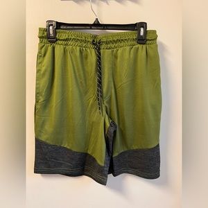 Nwt green tap out shorts